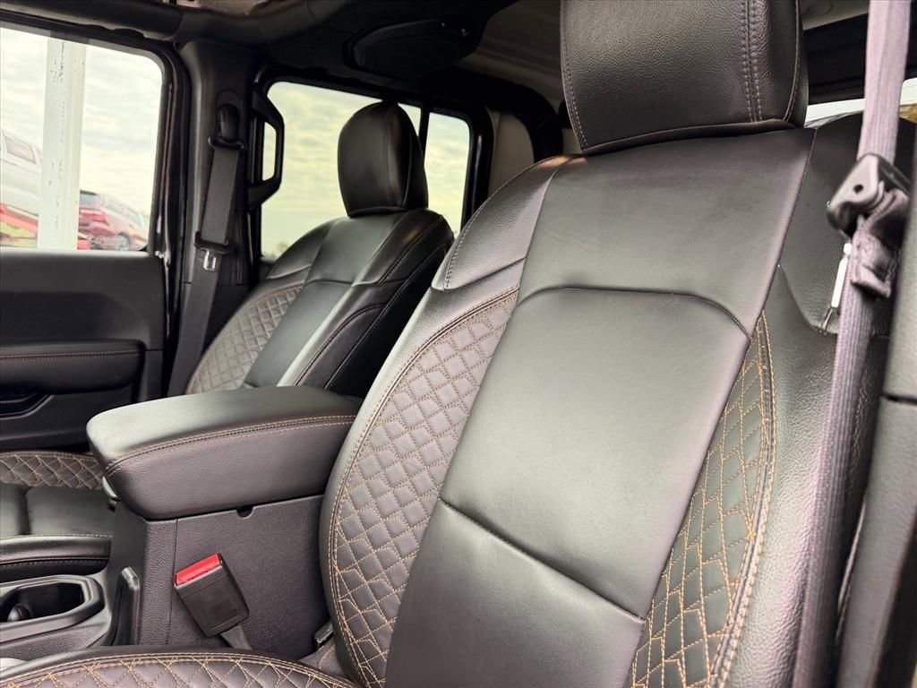Used 2022 Jeep Gladiator Overland AWD/4WD image 32