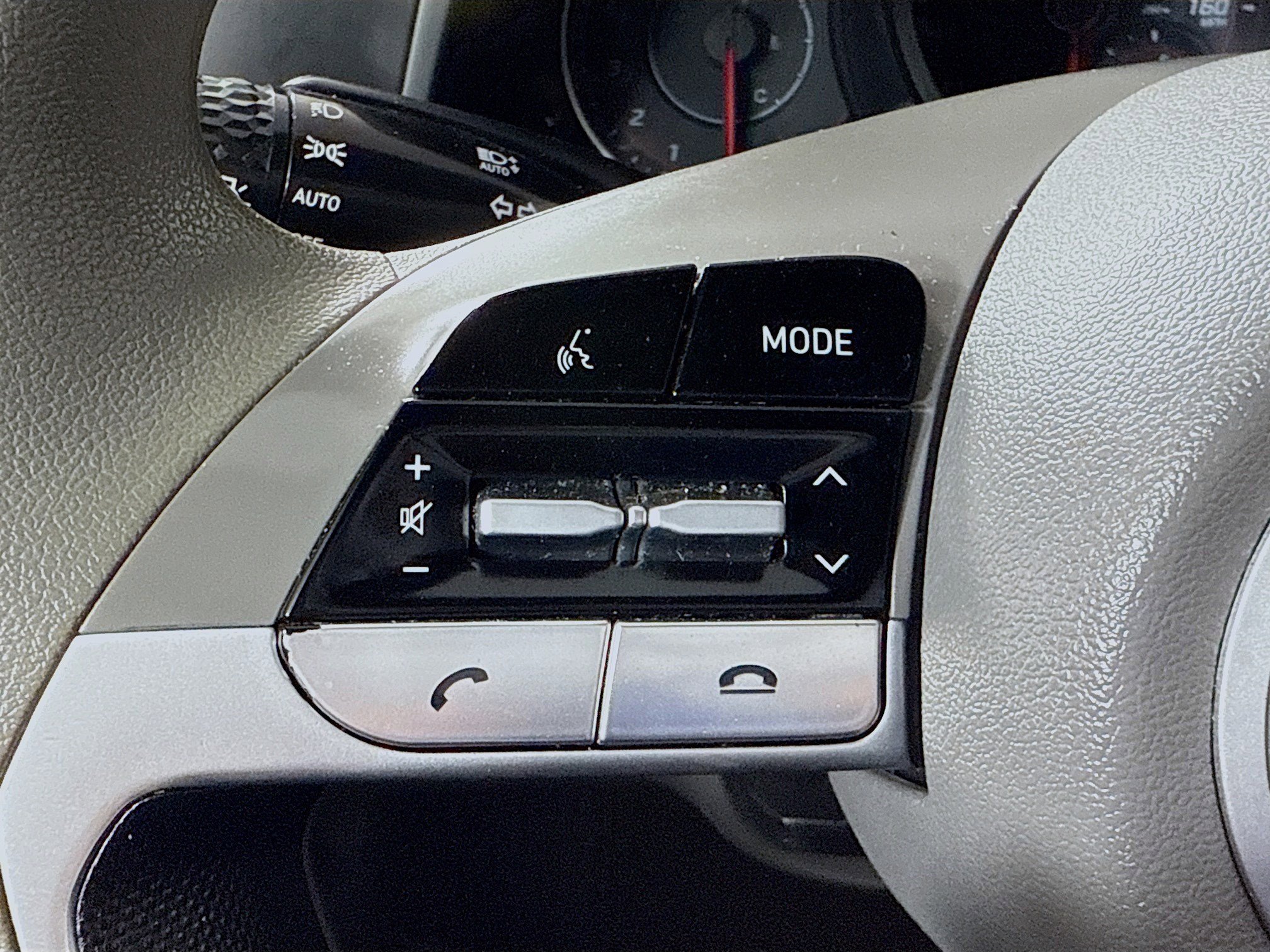 Used 2021 Hyundai Elantra SEL image 14