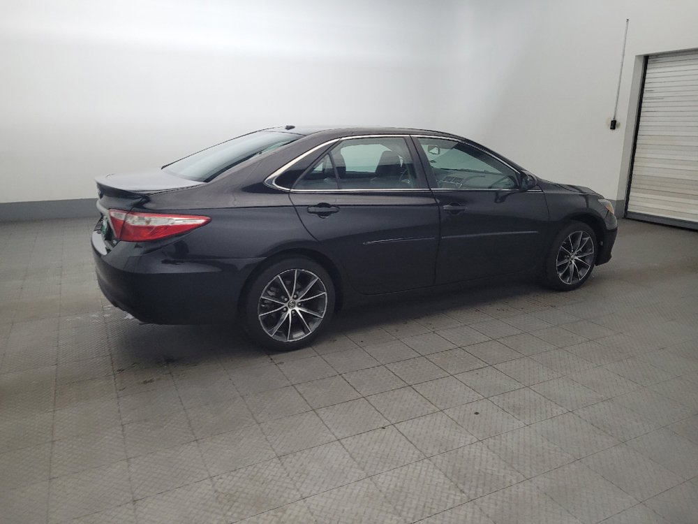 Used 2015 Toyota Camry XSE w/ Advanced Technology Package image 10