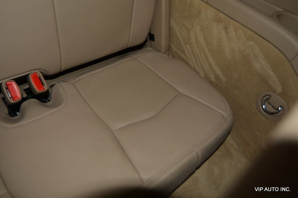 Used 2008 Cadillac SRX w/ Utility Package RWD image 28