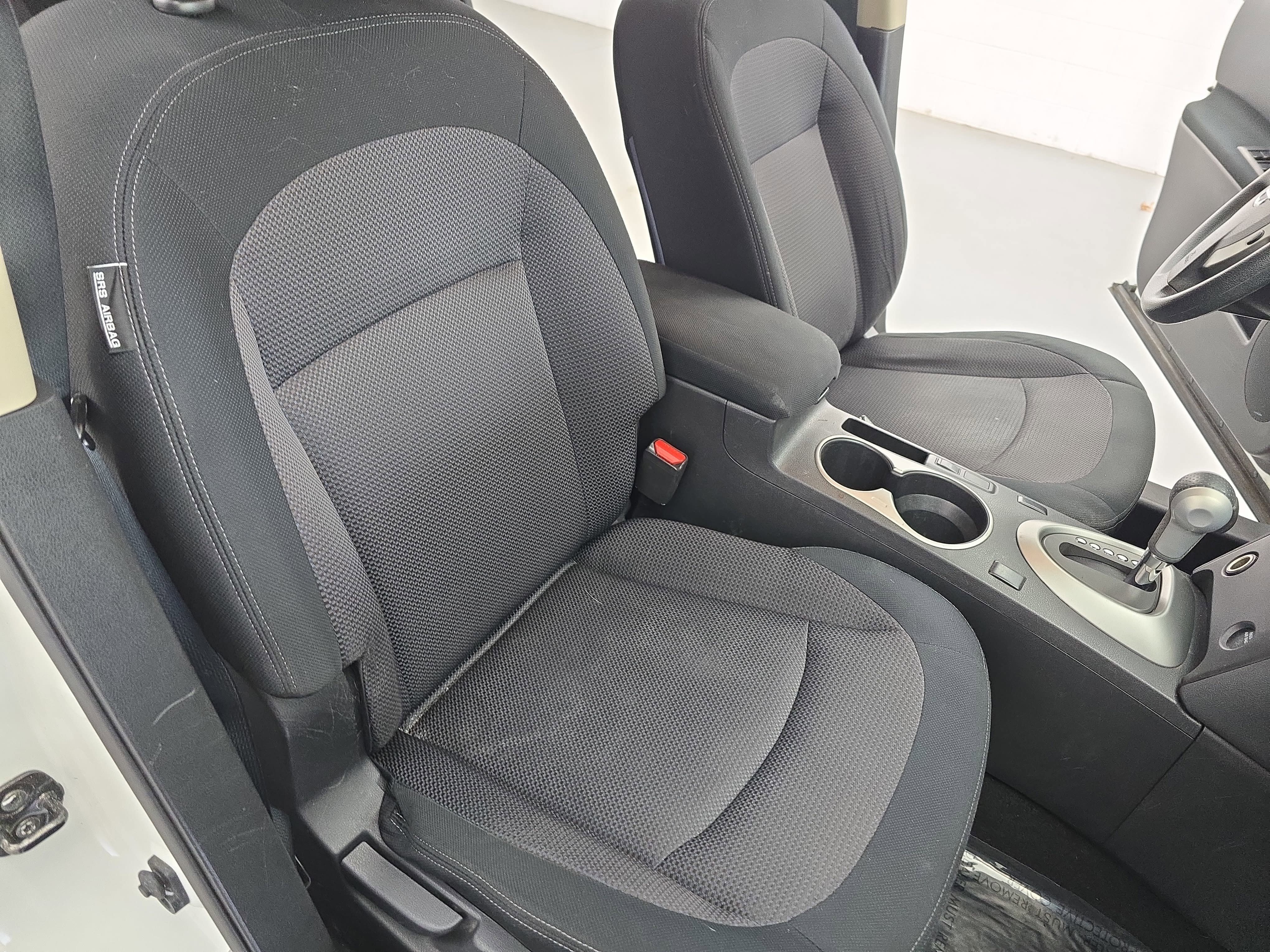 Used 2012 Nissan Rogue SV image 10