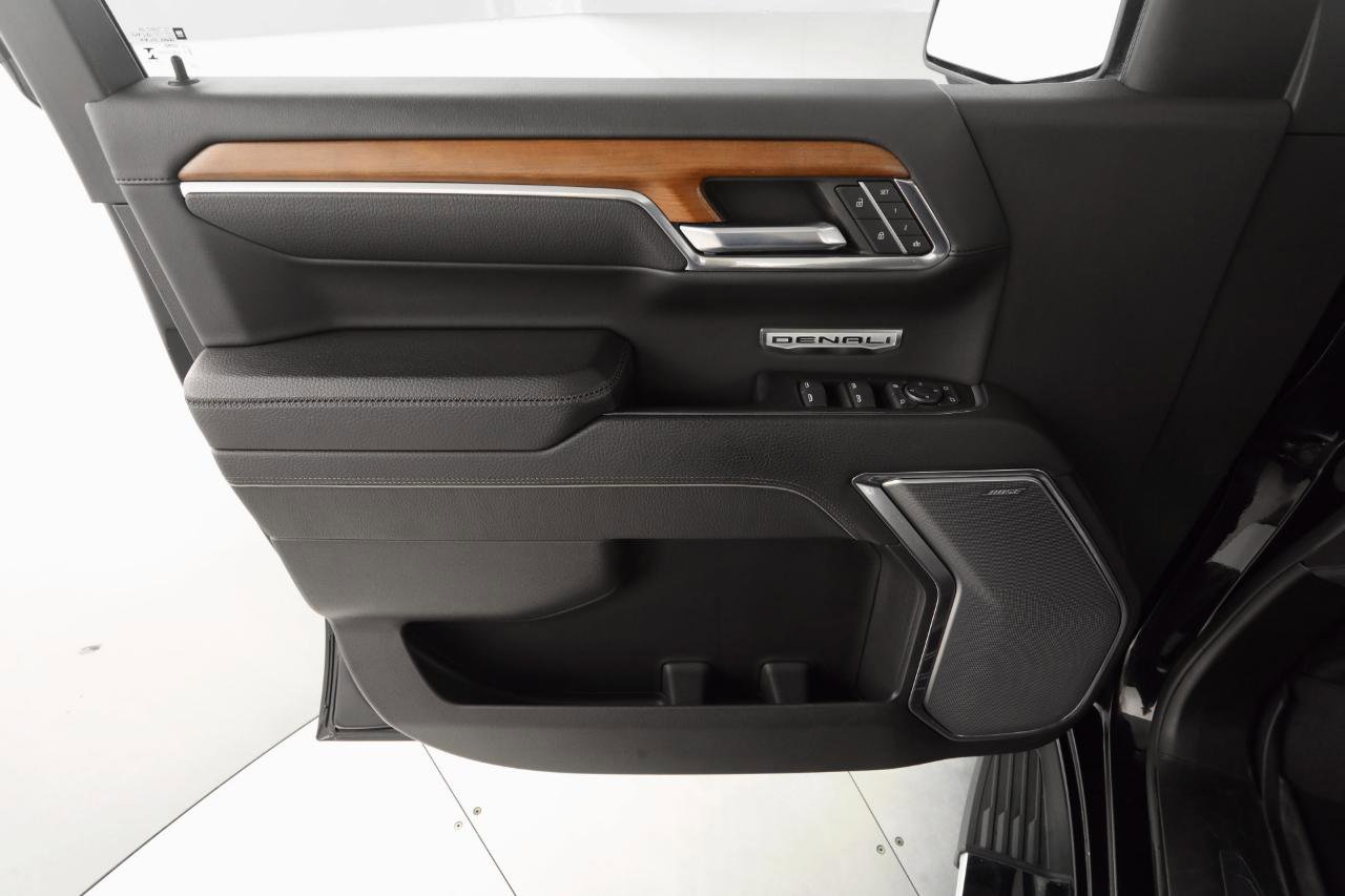 Used 2022 GMC Sierra 1500 Denali image 11