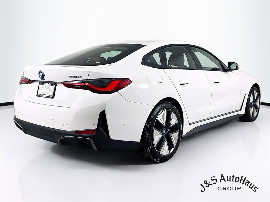 Used 2023 BMW i4 eDrive35 image 7