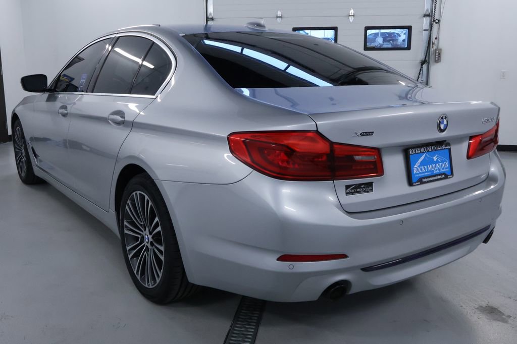 Used 2019 BMW 530i xDrive w/ Convenience Package AWD/4WD image 5