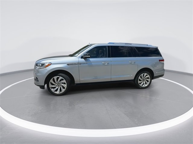 New 2024 Lincoln Navigator L Reserve image 5
