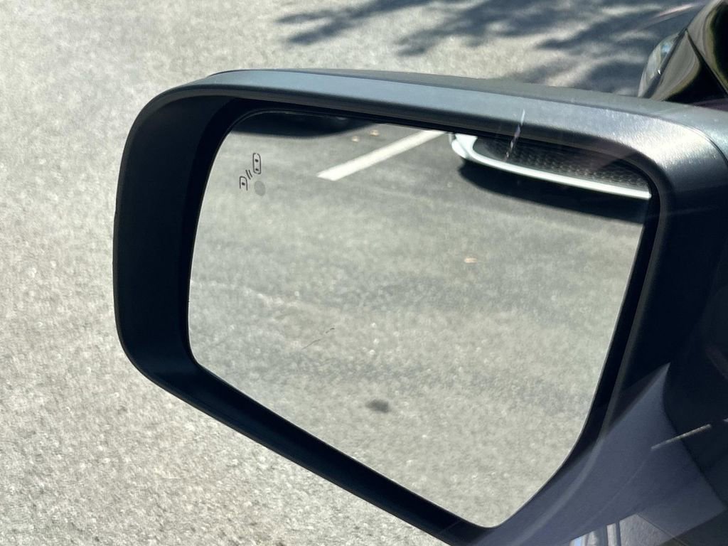 Used 2019 Ford Ranger XLT w/ Equipment Group 302A Luxury image 16