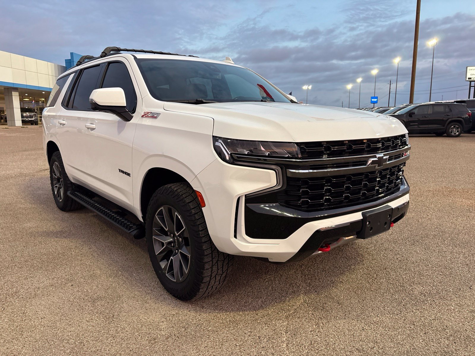 Used 2021 Chevrolet Tahoe Z71 w/ Z71 Signature Package AWD/4WD image 8