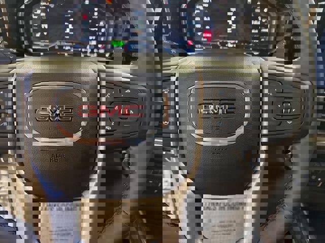 Used 2025 GMC Sierra 1500 Elevation image 17