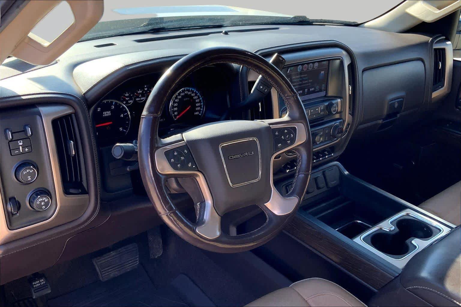 Used 2018 GMC Sierra 3500 Denali w/ Duramax Plus Package AWD/4WD image 18