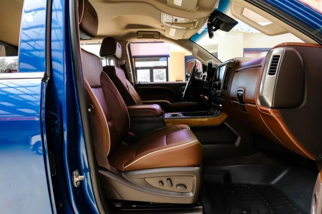 Used 2016 Chevrolet Silverado 2500 High Country w/ Duramax Plus Package AWD/4WD image 38