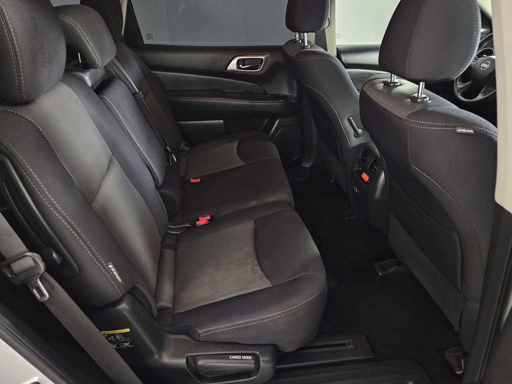 Used 2020 Nissan Pathfinder SV AWD/4WD image 27