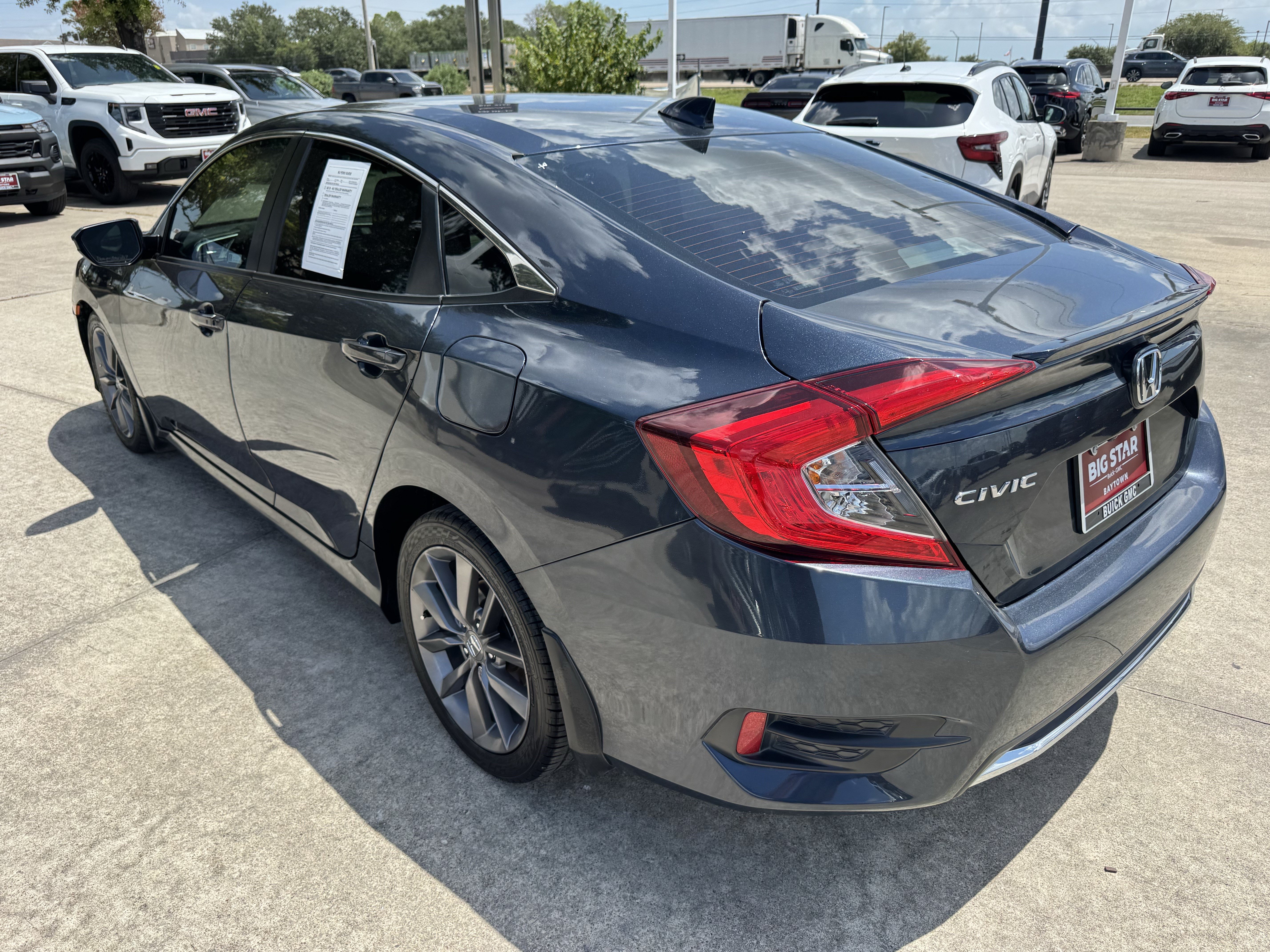 Used 2019 Honda Civic EX image 8