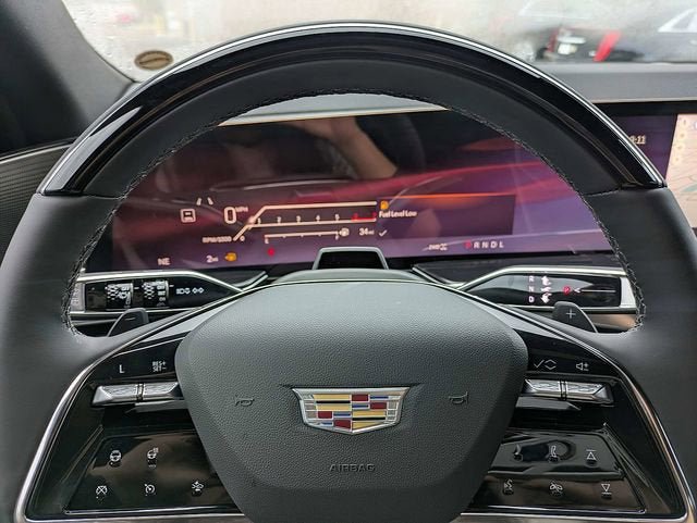 New 2026 Cadillac Escalade ESV Sport w/ LPO, ONYX Package AWD/4WD image 31