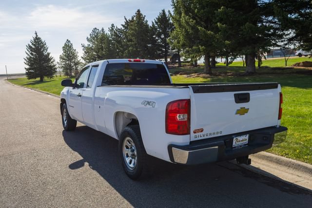 Used 2007 Chevrolet Silverado 1500 W/T w/ Towing Package AWD/4WD image 7