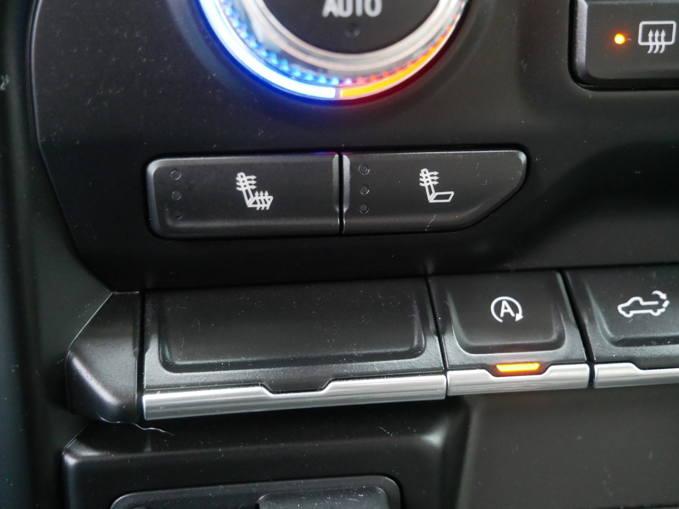 Used 2021 GMC Sierra 1500 SLE w/ Preferred Package image 31