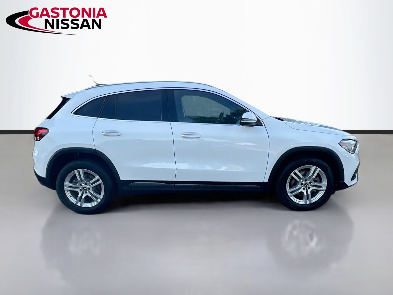 Used 2023 Mercedes-Benz GLA 250 w/ Premium Package image 10