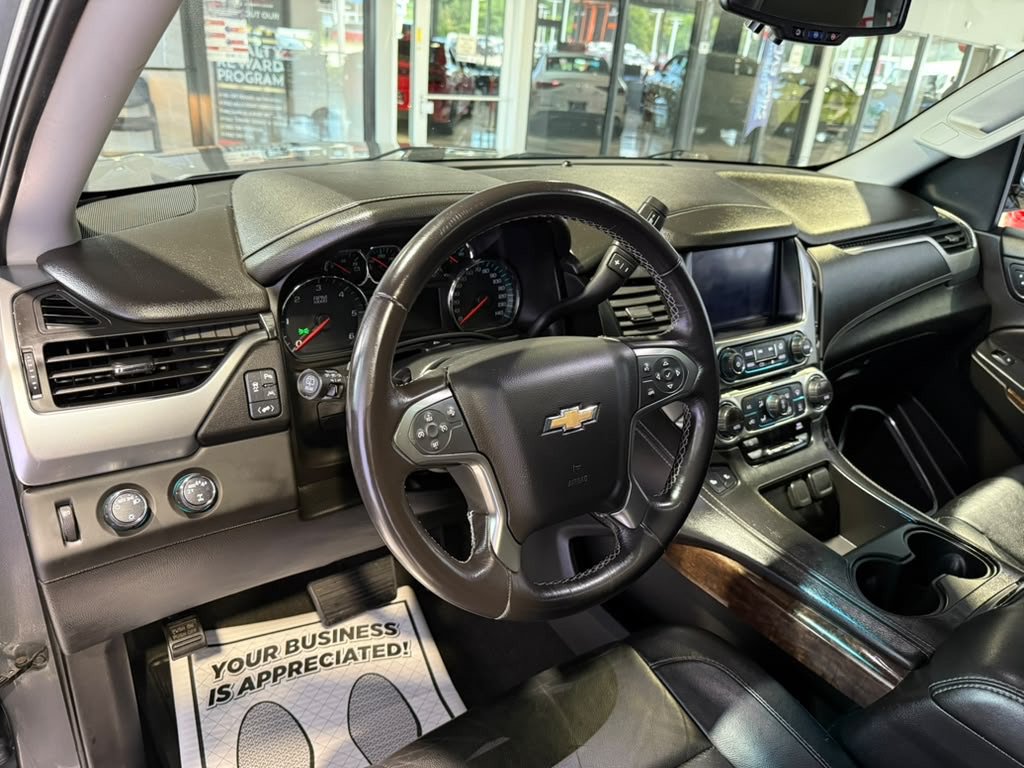Used 2018 Chevrolet Suburban LT AWD/4WD image 33