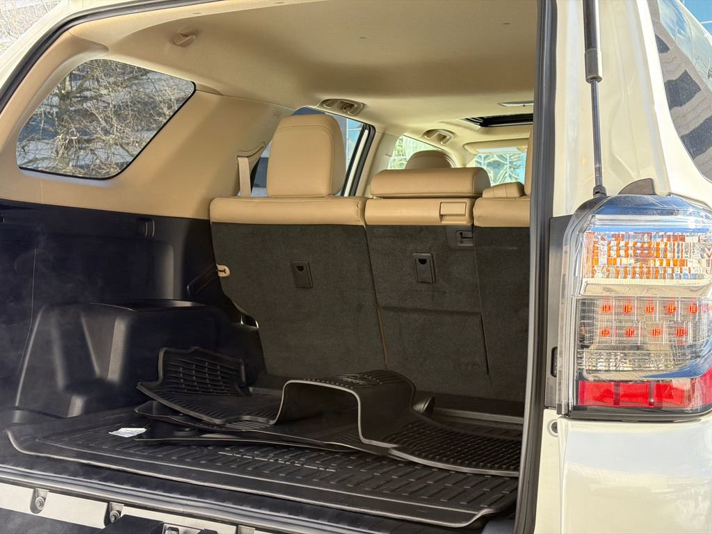 Used 2023 Toyota 4Runner Limited image 9