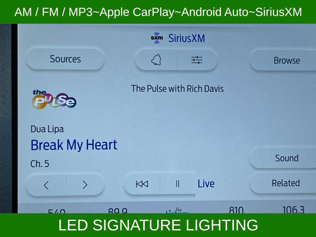 New 2025 Ford Bronco Outer Banks w/ Black Appearance Package image 17