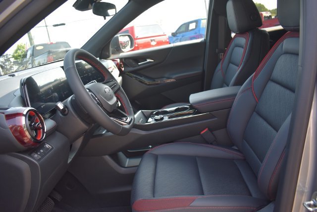 New 2027 Chevrolet Equinox RS w/ Convenience Package III FWD image 28