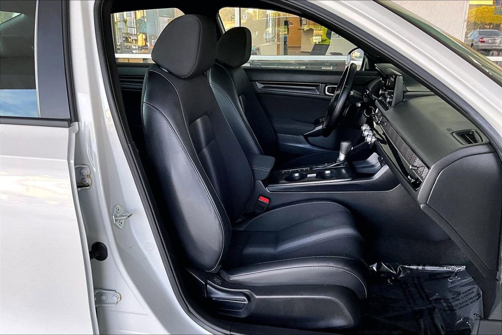 Used 2024 Honda Civic Sport image 29