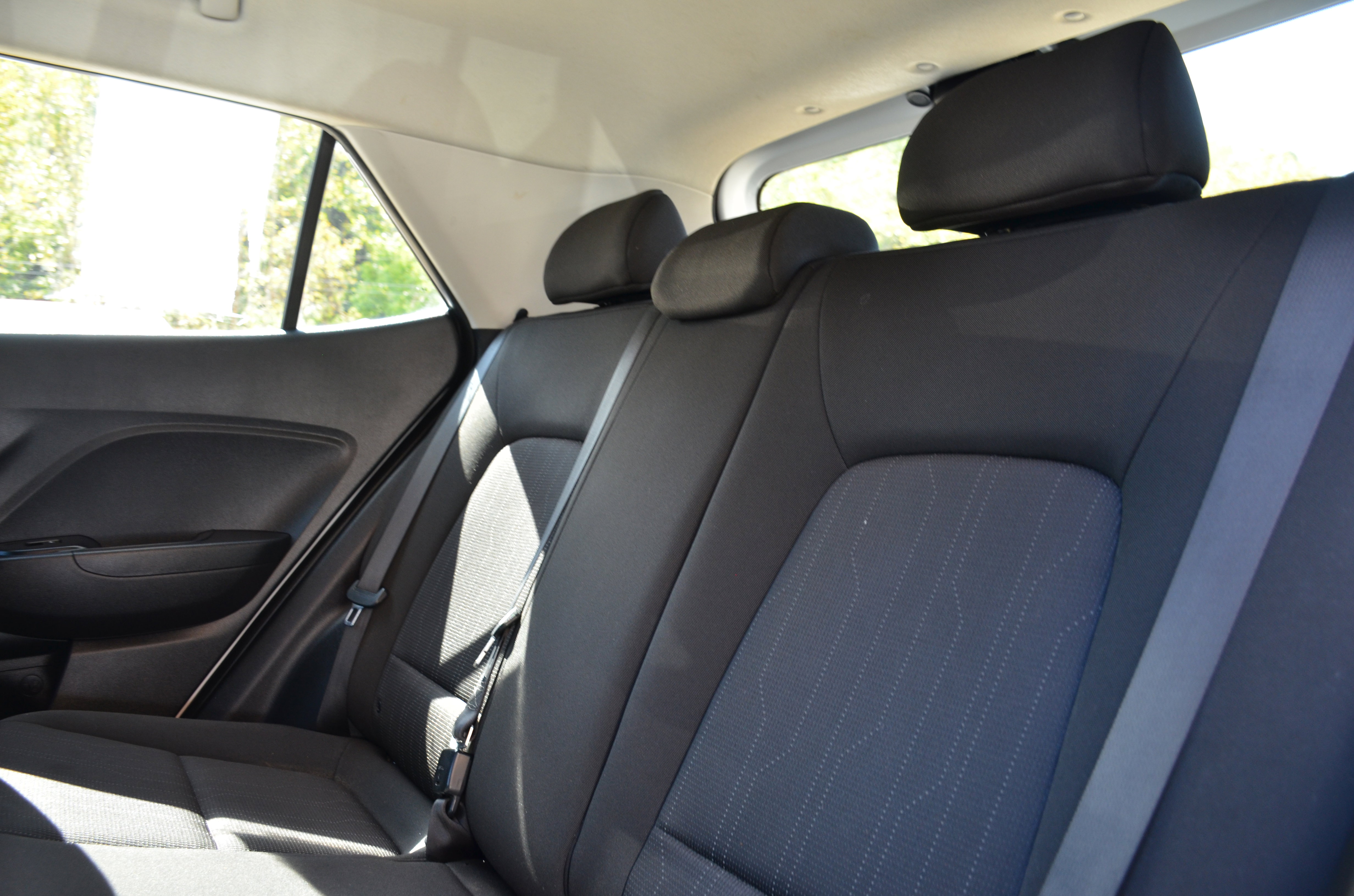 Used 2022 Hyundai Venue SE image 16