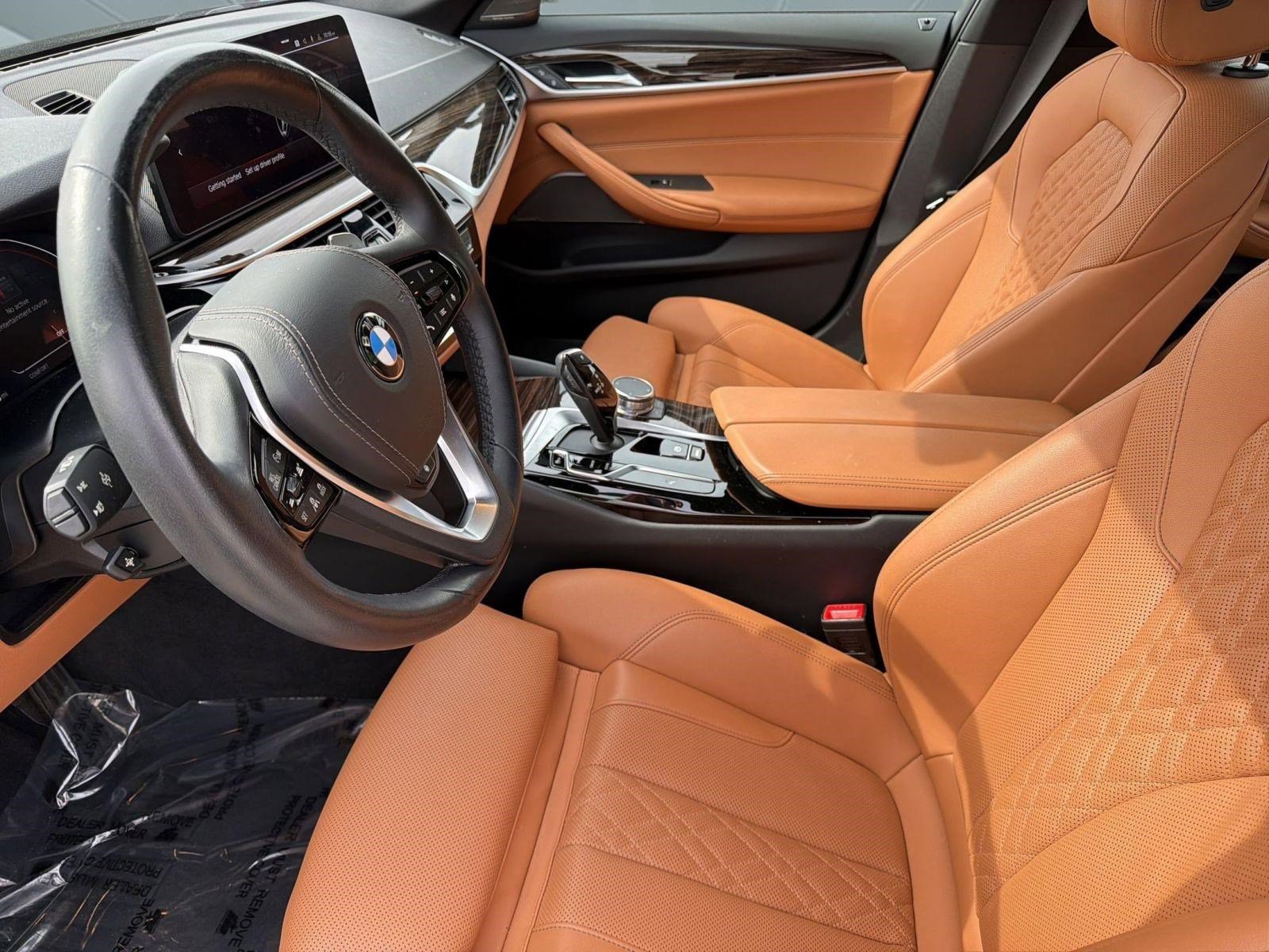 Certified 2023 BMW 530i w/ Premium Package image 5