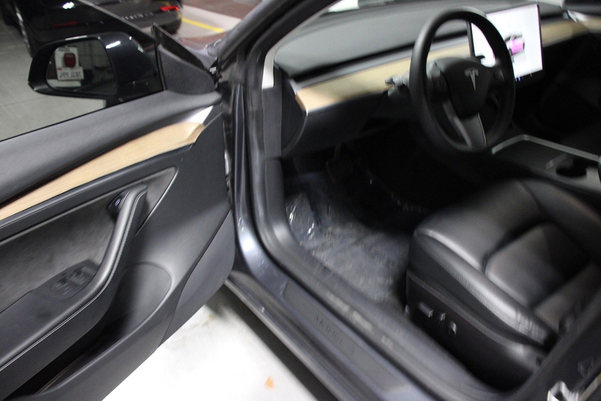 Used 2022 Tesla Model 3 Long Range image 16