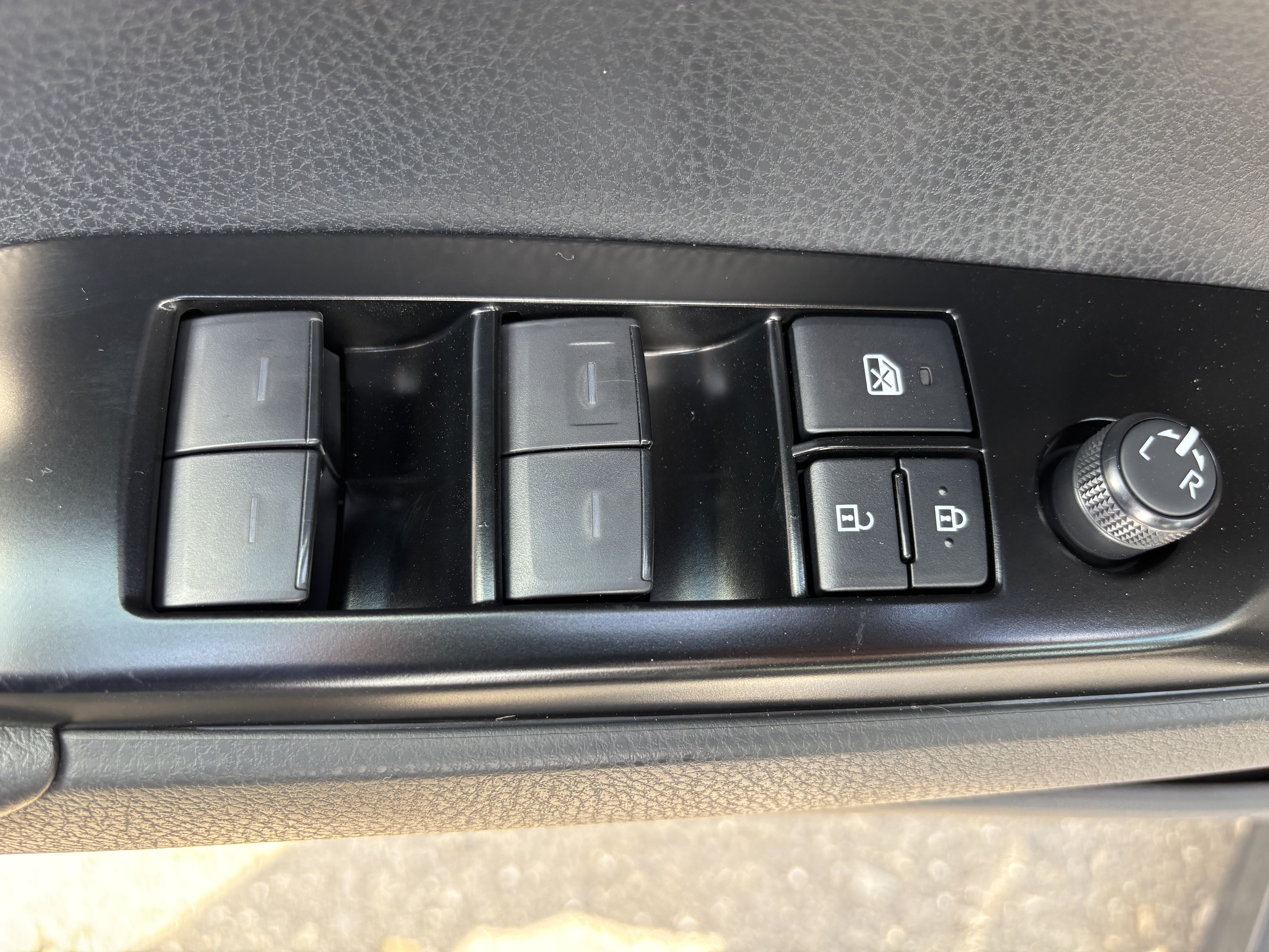 Certified 2026 Toyota Camry SE w/ Multimedia Upgrade Package FWD image 17