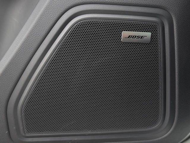 Certified 2025 Porsche Macan AWD/4WD image 15