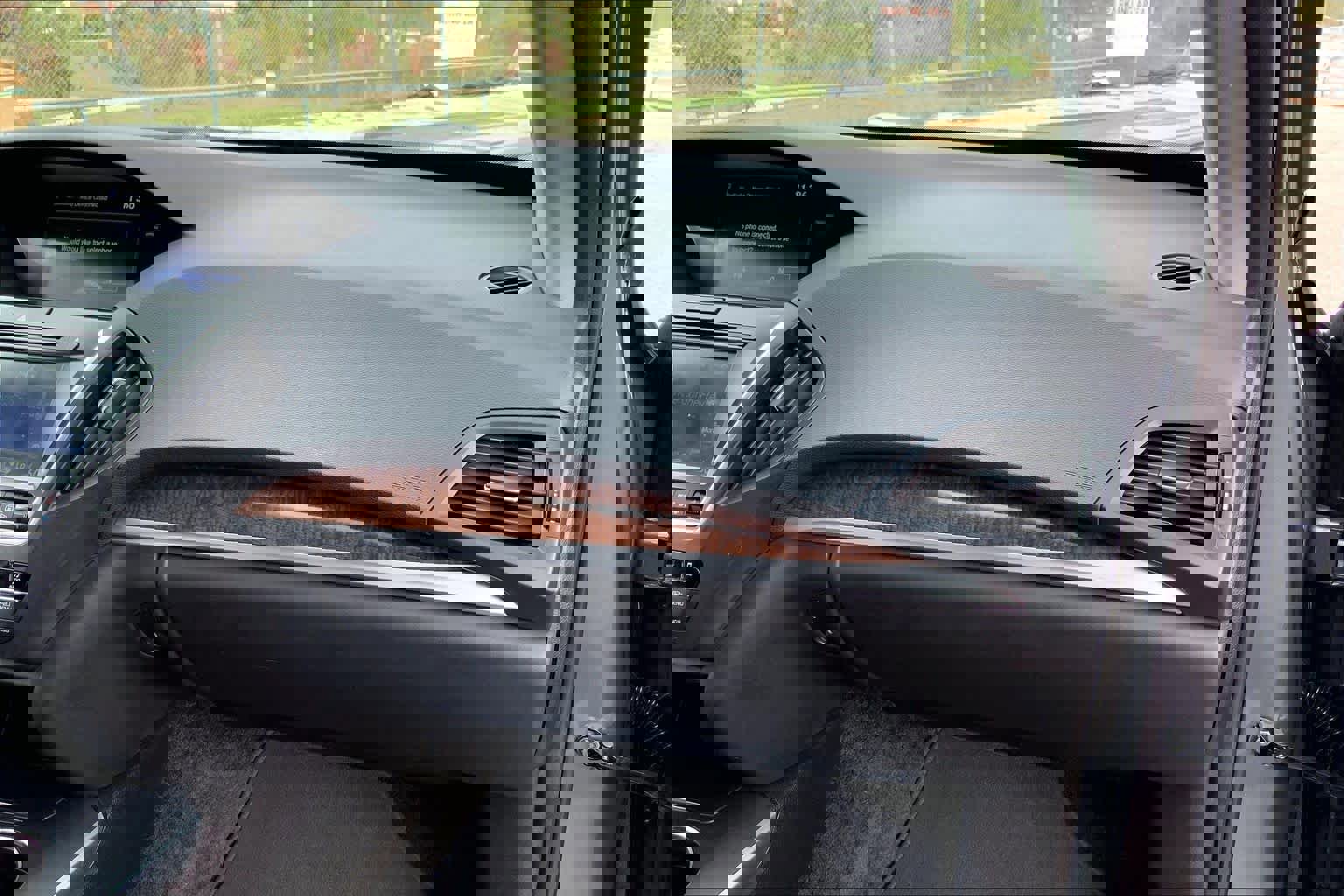 Used 2017 Acura MDX FWD image 17