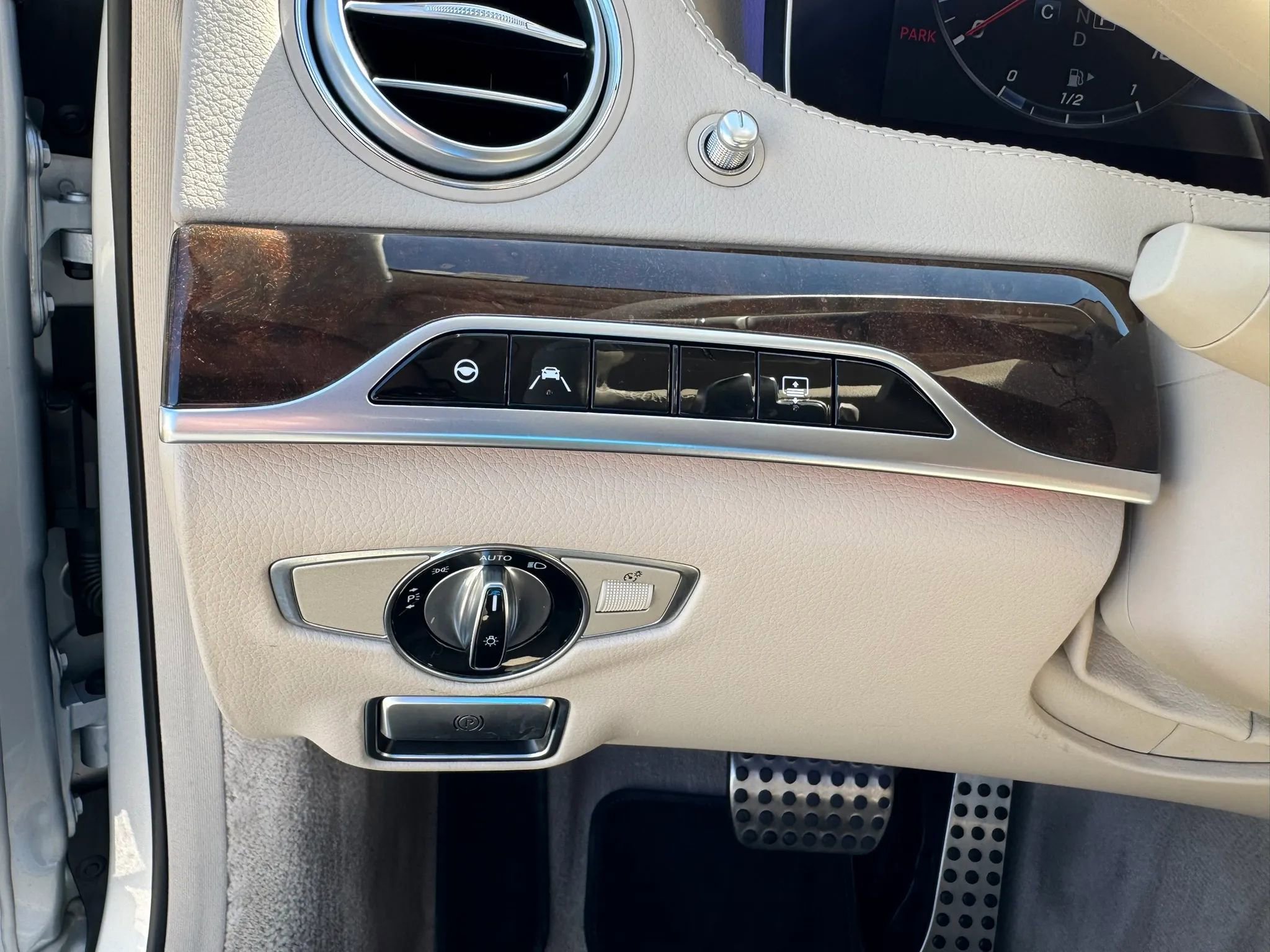 Used 2019 Mercedes-Benz S 450 Sedan image 30