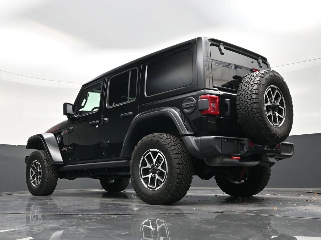 Used 2026 Jeep Wrangler Unlimited Rubicon AWD/4WD image 23