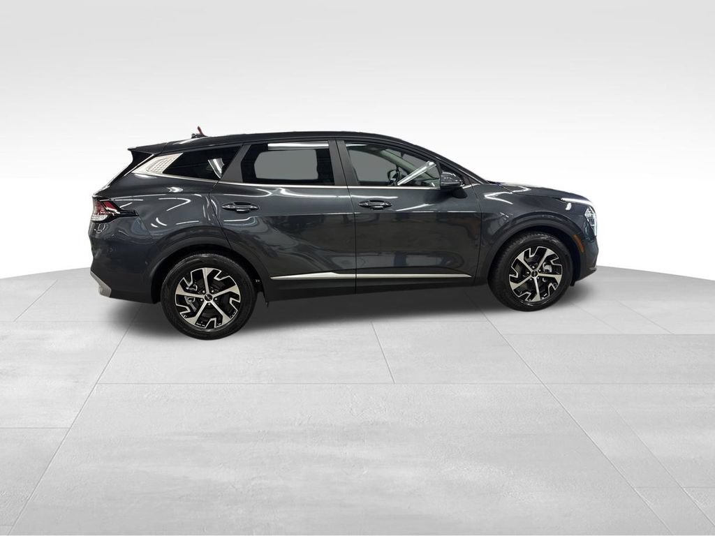 Certified 2023 Kia Sportage EX FWD image 10