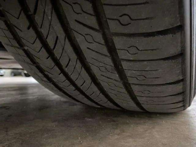 Used 2023 Tesla Model Y Performance image 98