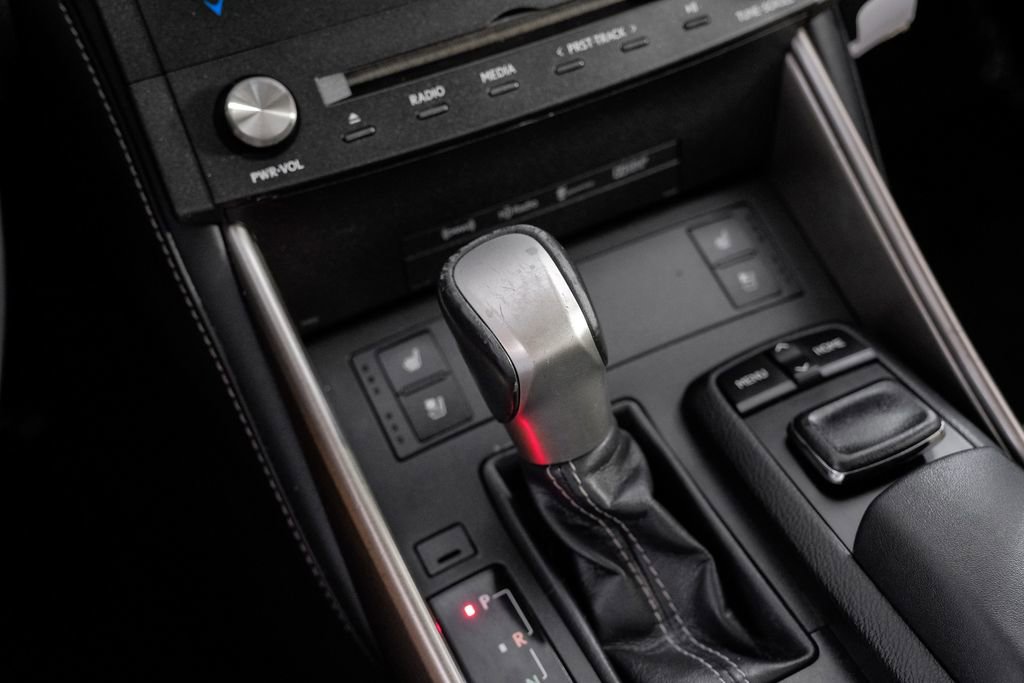 Used 2015 Lexus IS 350 w/ Navigation System Package image 27