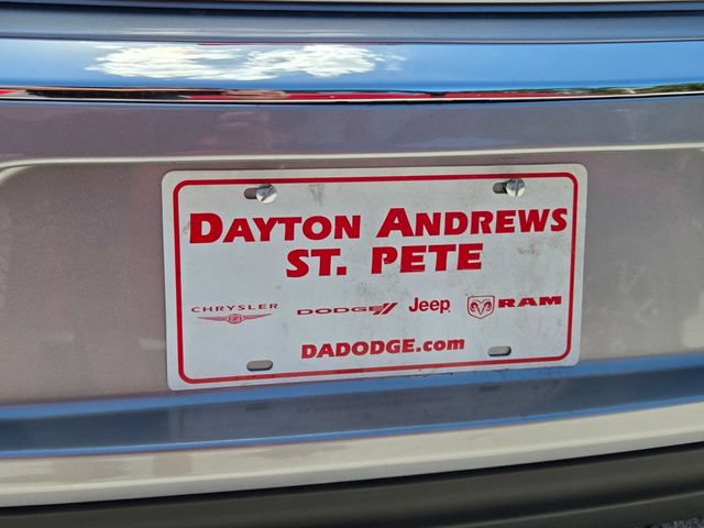 Used 2015 Chrysler 300 Limited RWD image 10