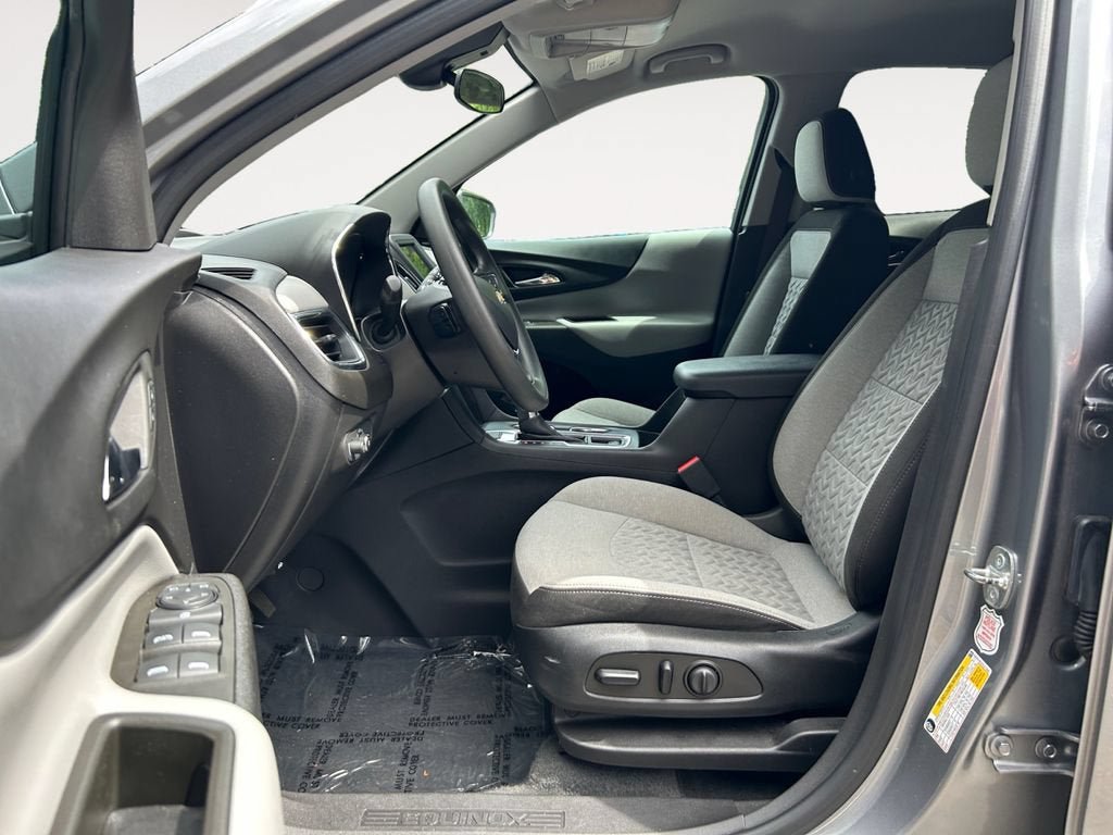 Used 2023 Chevrolet Equinox LT AWD/4WD image 6