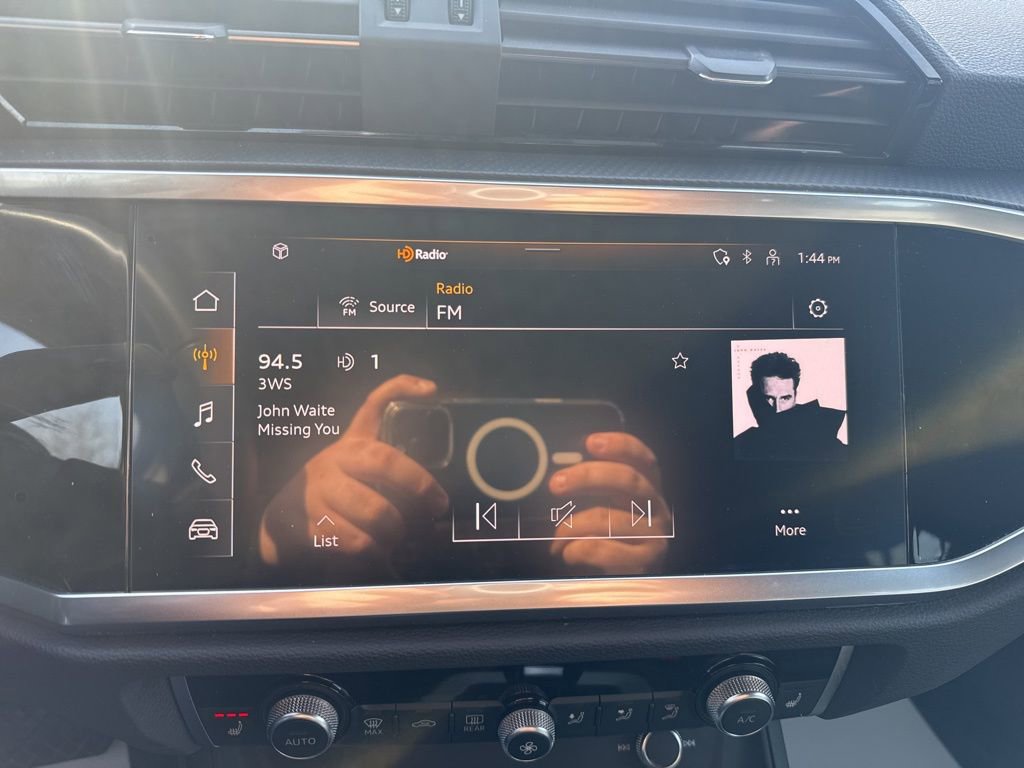 Used 2025 Audi Q3 2.0T Premium image 26