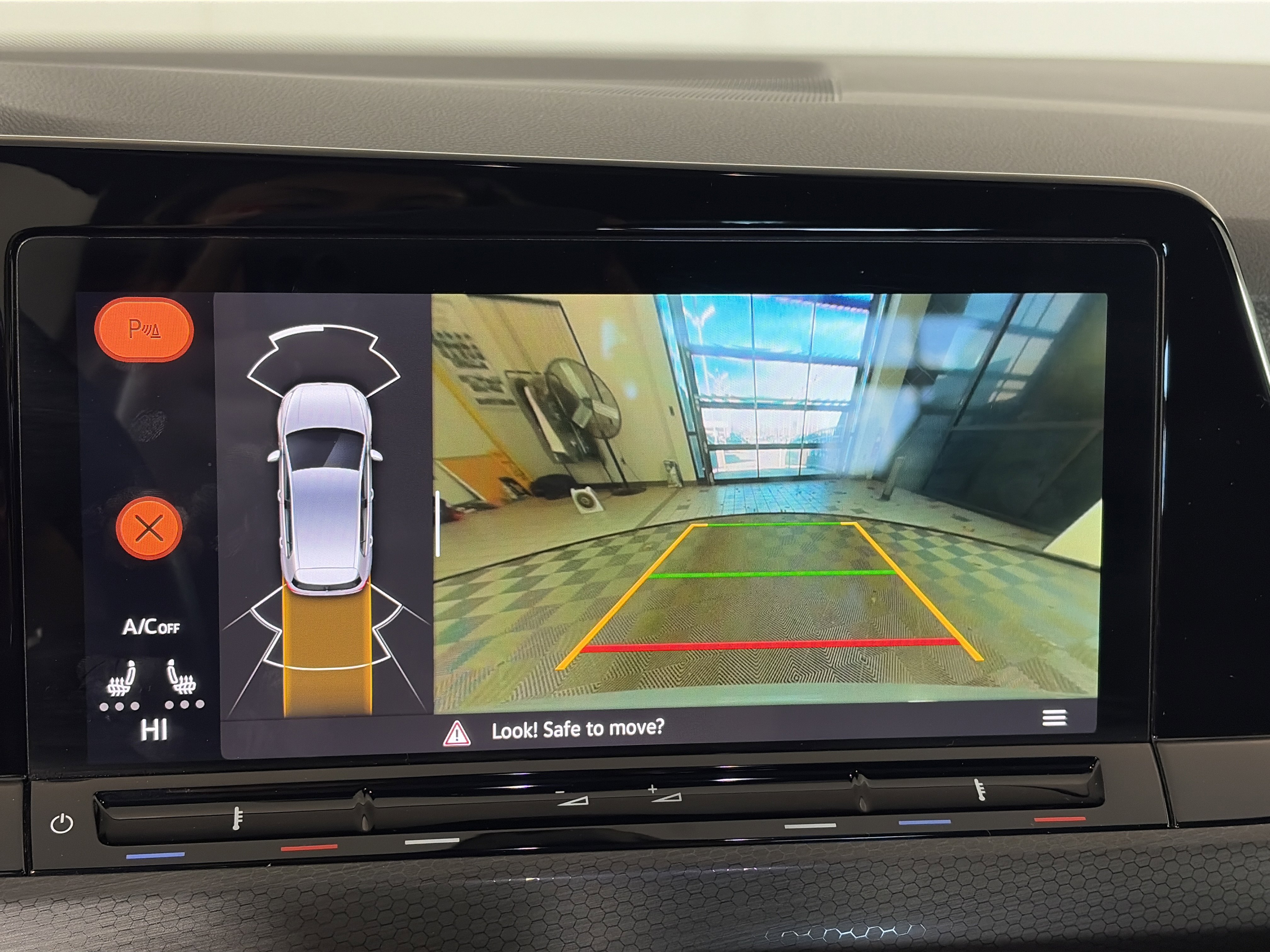 Used 2022 Volkswagen GTI SE image 21