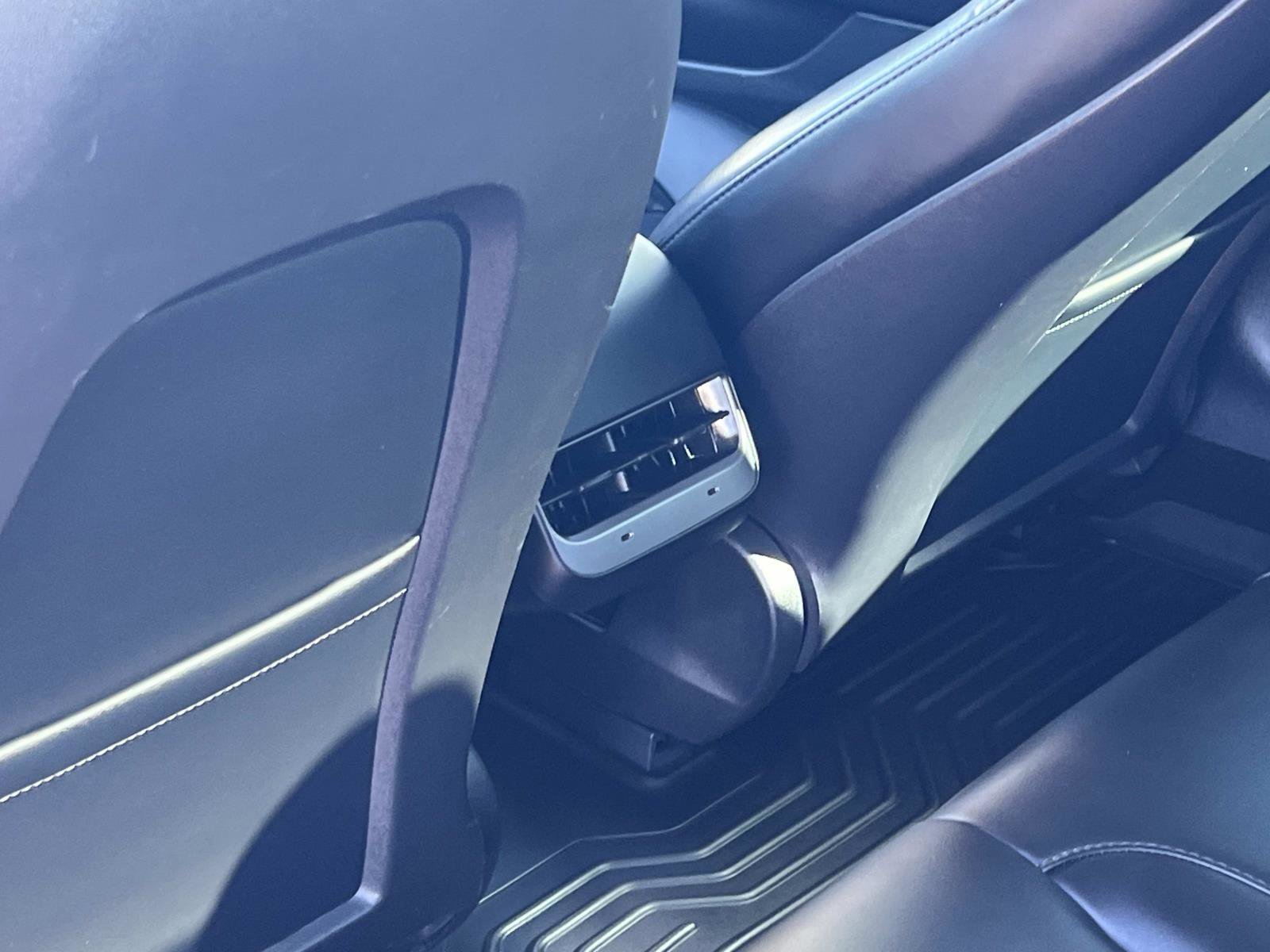 Used 2021 Tesla Model 3 Standard Range Plus image 23