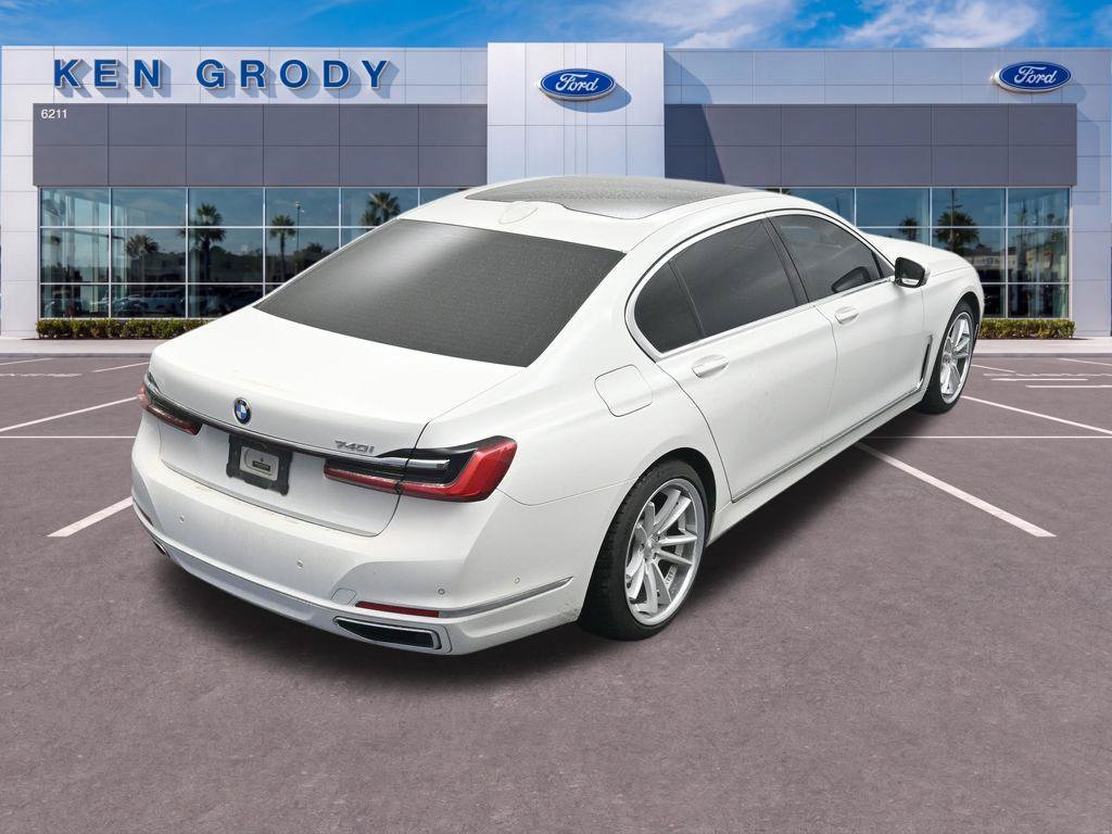 Used 2020 BMW 740i RWD image 14