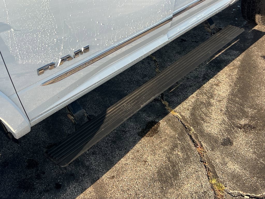 Used 2024 RAM 2500 Limited image 10