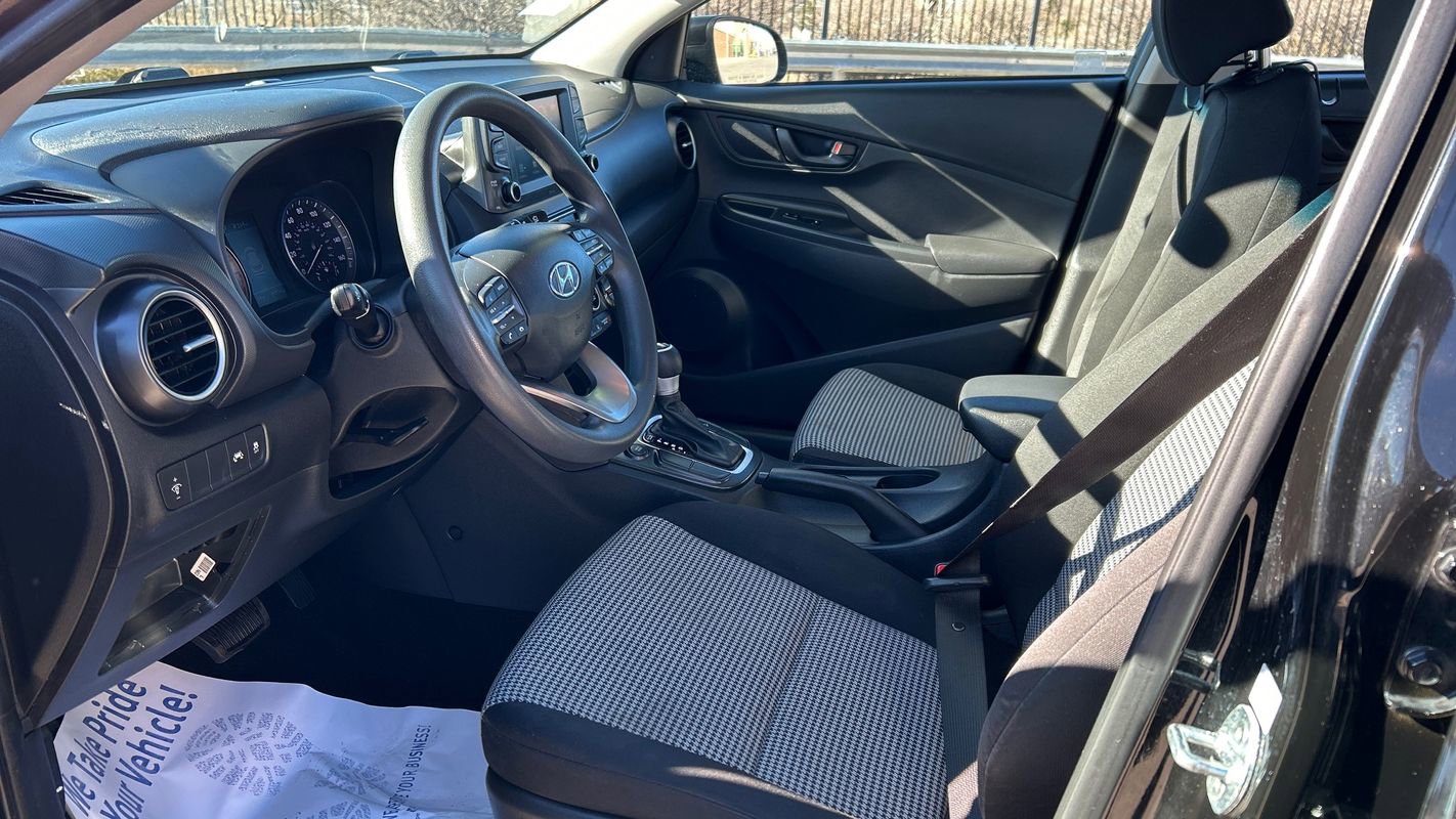 Used 2021 Hyundai Kona SE image 9