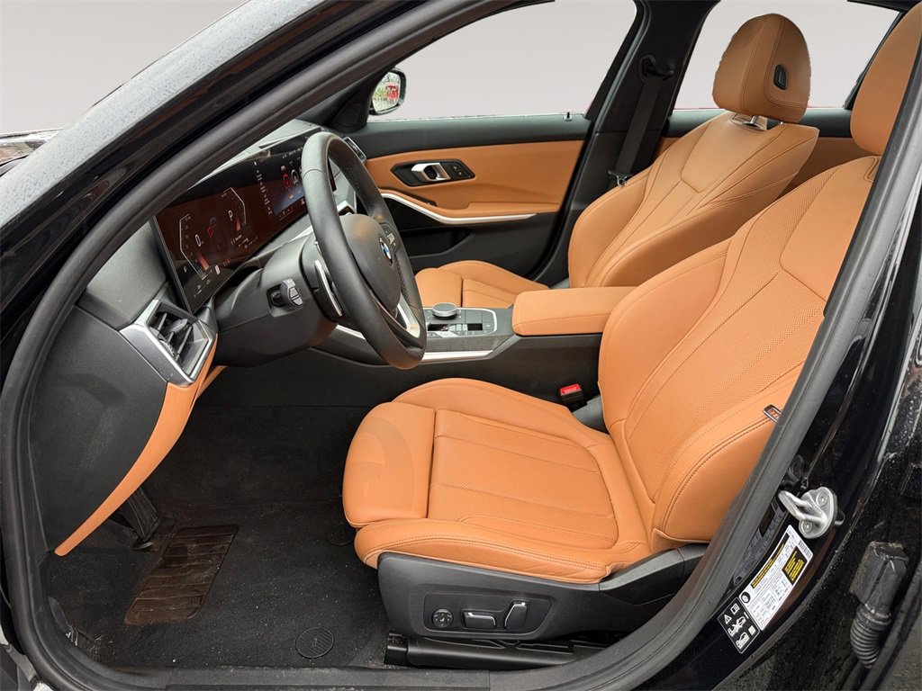 Used 2024 BMW 330i xDrive 330i xDrive image 2