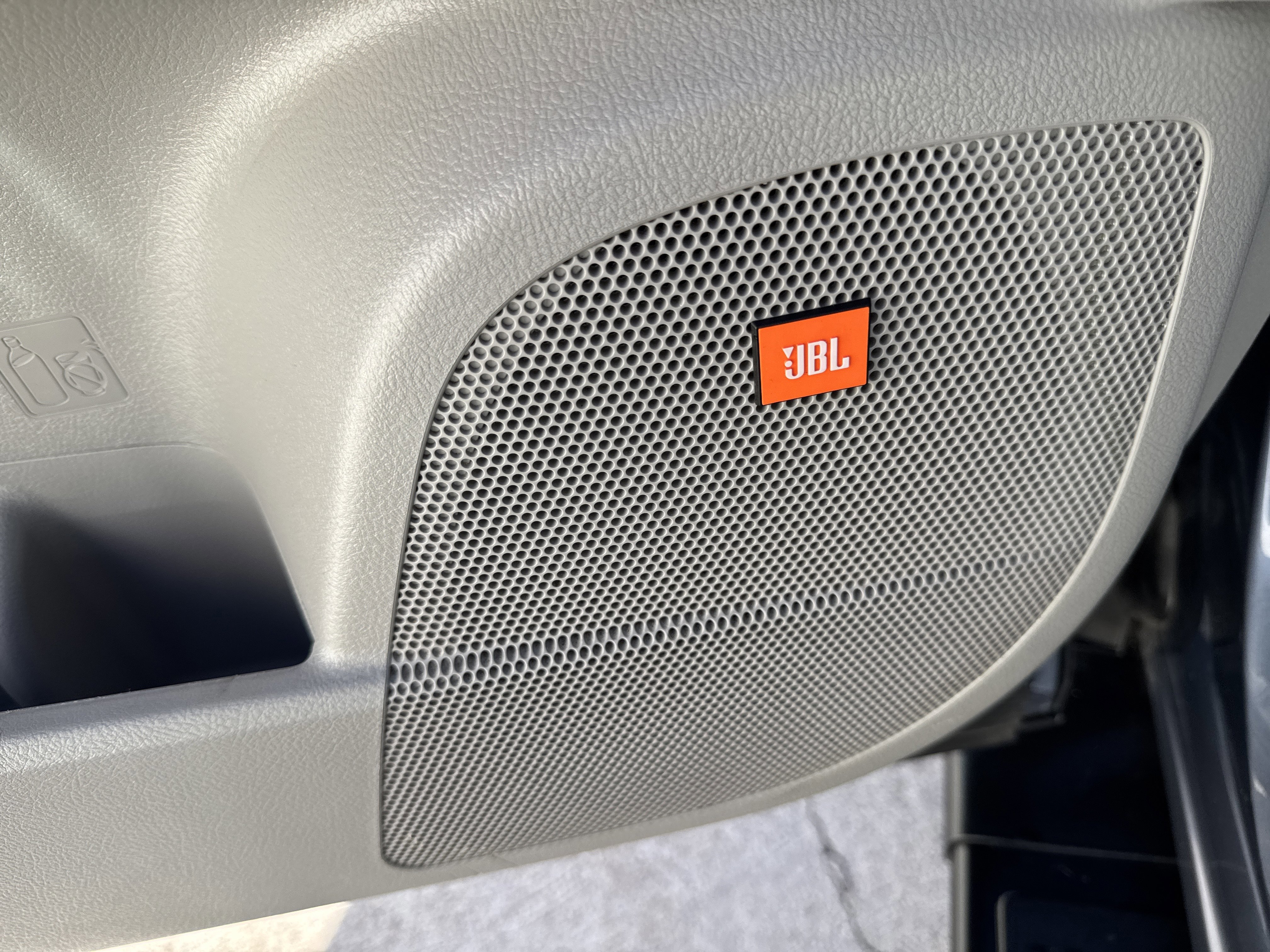 Used 2012 Toyota Highlander Limited image 20