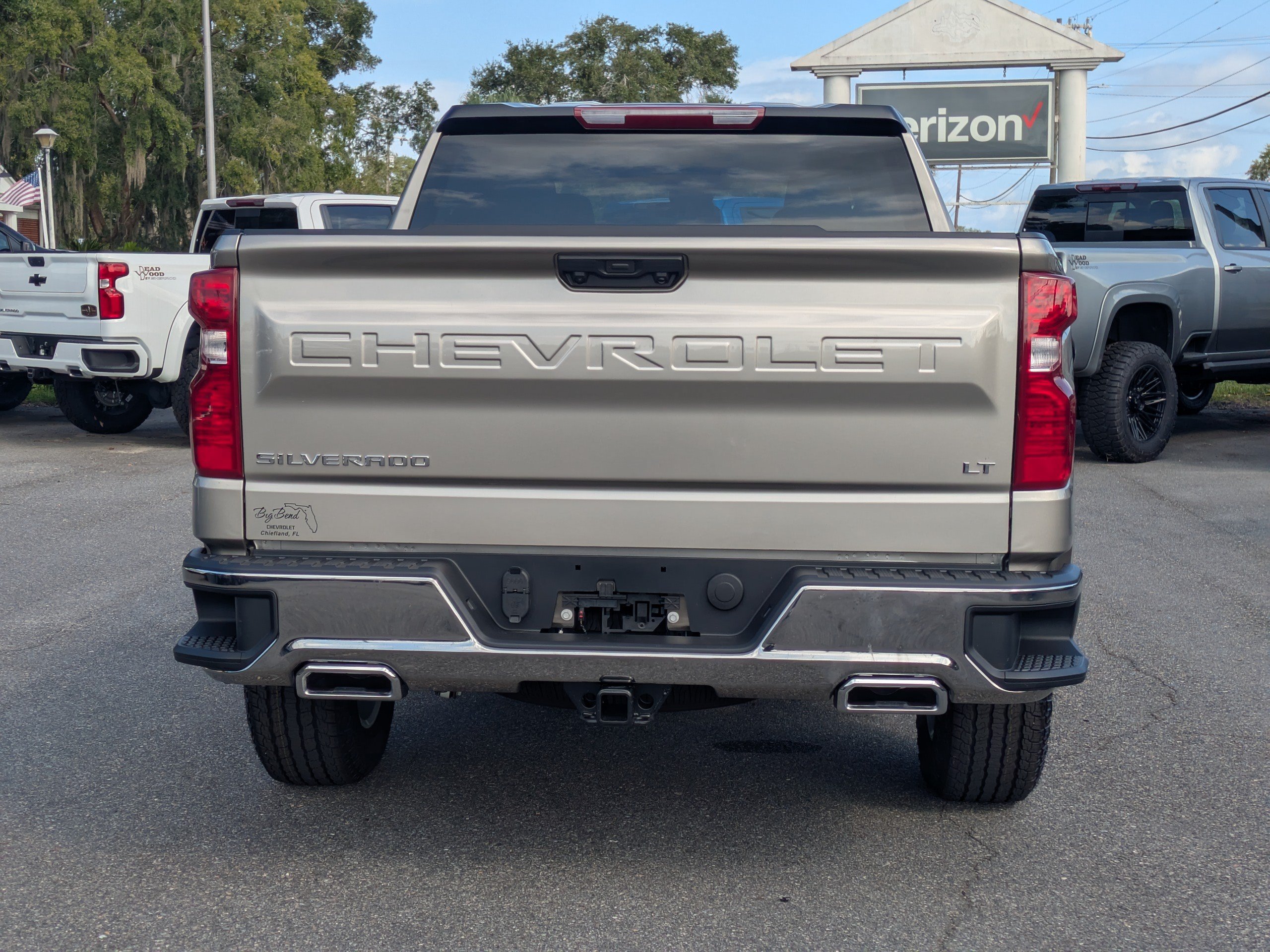 New 2026 Chevrolet Silverado 1500 LT w/ Z71 Off-Road Package AWD/4WD image 5