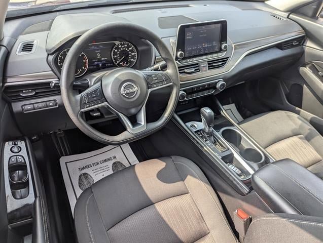 Used 2023 Nissan Altima 2.5 SV FWD image 22