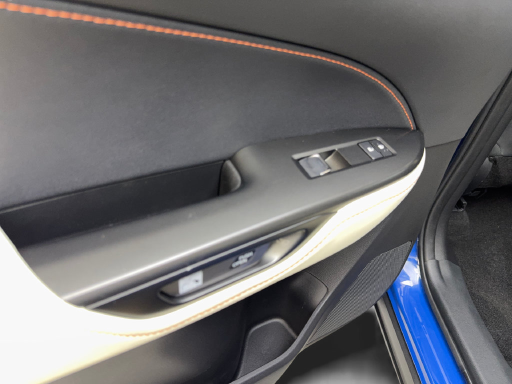 Used 2023 Lexus NX 250 FWD w/ Towing Package (2000 Lbs) image 39
