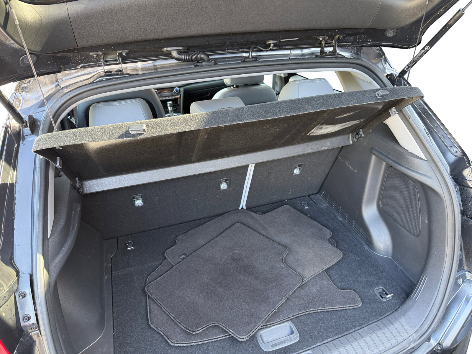 Used 2020 Hyundai Kona Limited FWD image 12